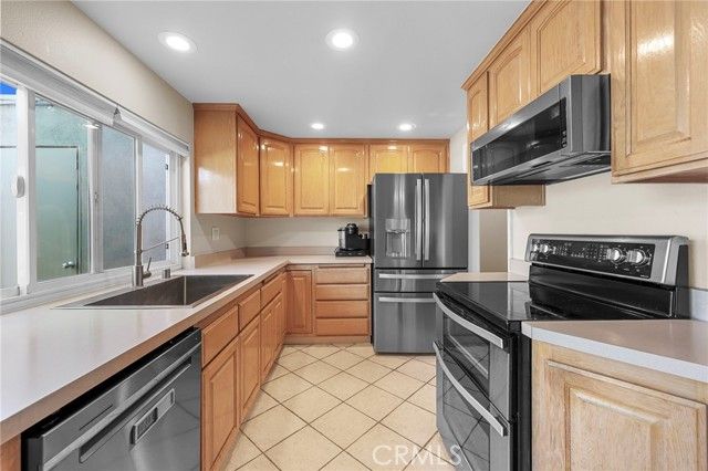 4586 Larwin, Cypress, CA 90630