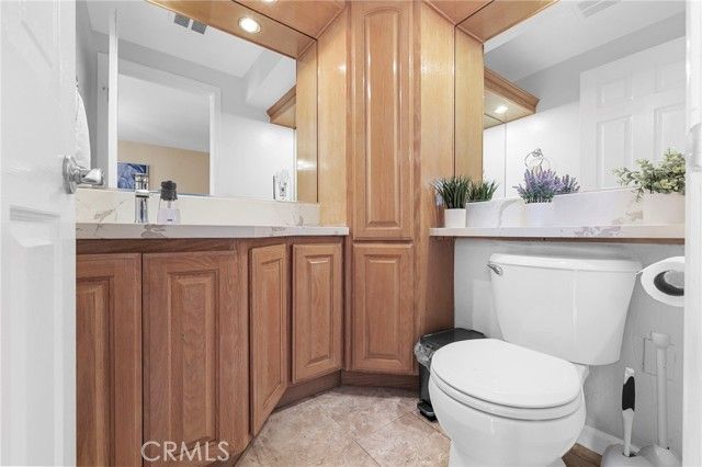 4586 Larwin, Cypress, CA 90630