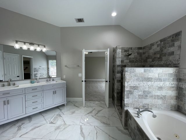 2911 Saint Jude Drive, Mansfield, TX 76063