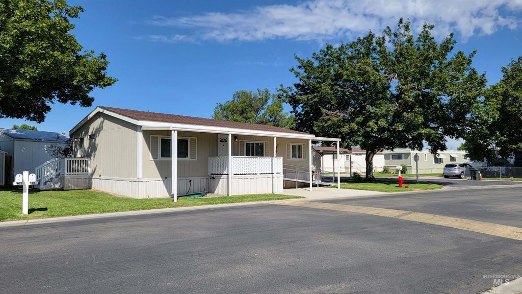 700 E Fairview Ave 106, Meridian, ID 83642