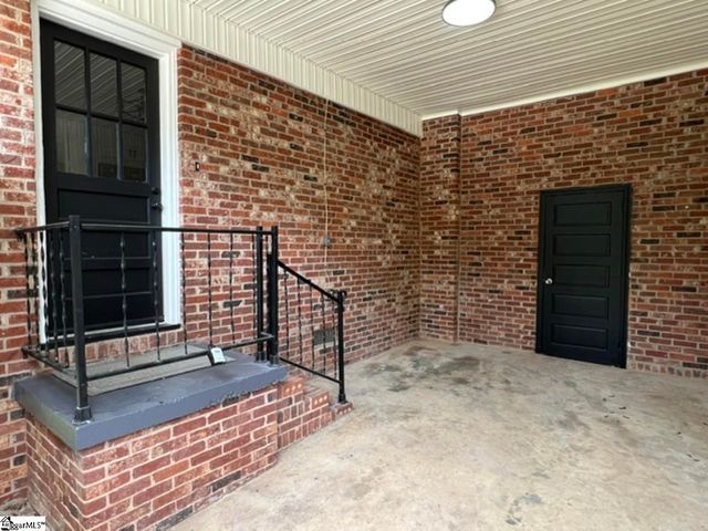 5 Green Leaf Drive, Greenville, SC 29617