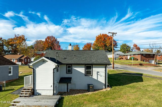 1457 Garden Drive, Kingsport, TN 37664