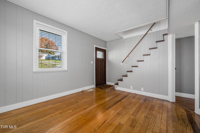 1457 Garden Drive, Kingsport, TN 37664