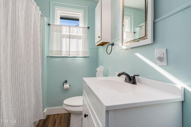 1457 Garden Drive, Kingsport, TN 37664