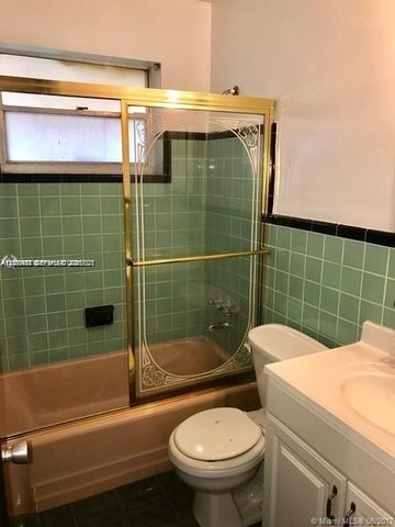 2901 Jackson Street 3, Hollywood, FL 33020