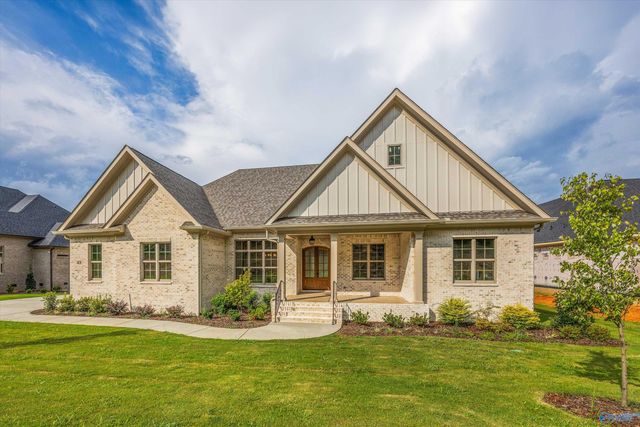 43 Legacy Oaks Place, Gurley, AL 35748