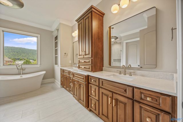 43 Legacy Oaks Place, Gurley, AL 35748
