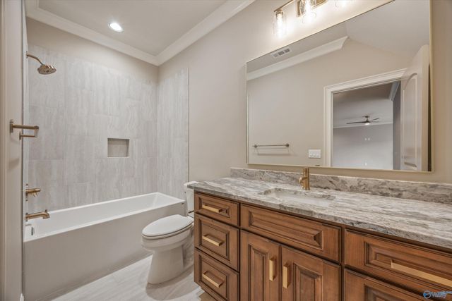 43 Legacy Oaks Place, Gurley, AL 35748