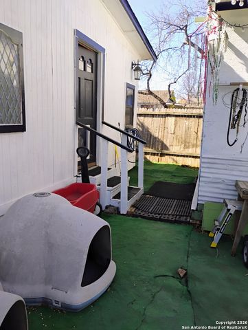 403 Hazel, San Antonio, TX 78207
