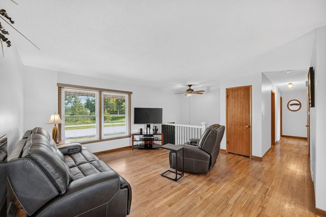 725 SE 3rd Street, Ankeny, IA 50021