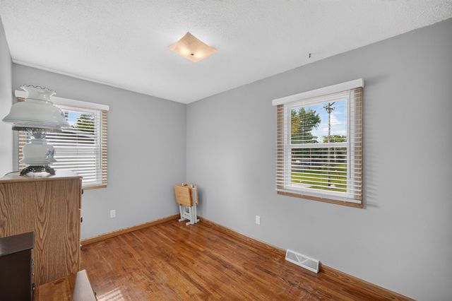 725 SE 3rd Street, Ankeny, IA 50021