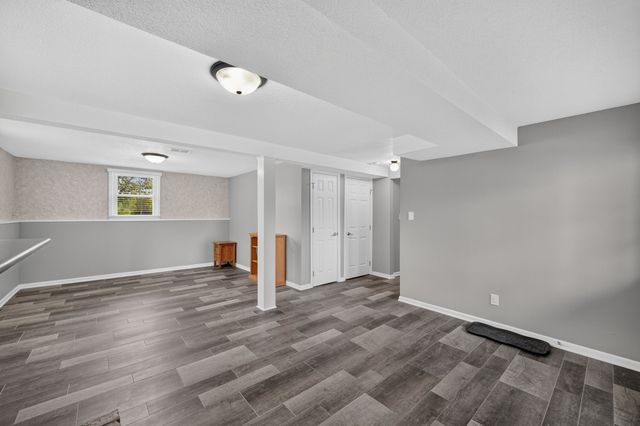 725 SE 3rd Street, Ankeny, IA 50021