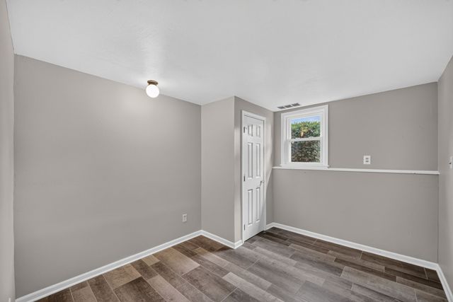 725 SE 3rd Street, Ankeny, IA 50021