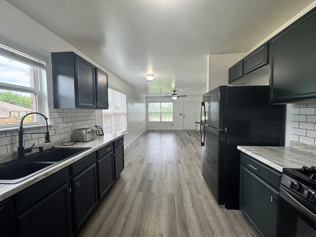1795 Bliss Circle, Newcastle, OK 73065