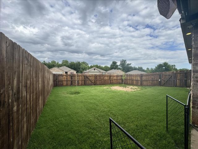 1795 Bliss Circle, Newcastle, OK 73065