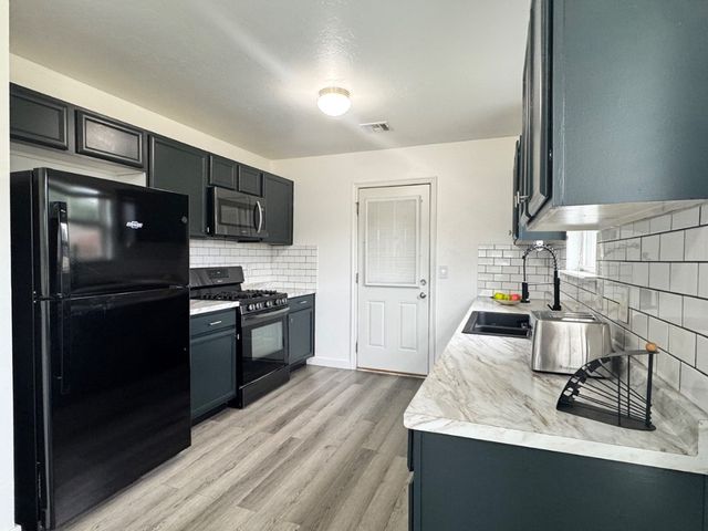 1795 Bliss Circle, Newcastle, OK 73065