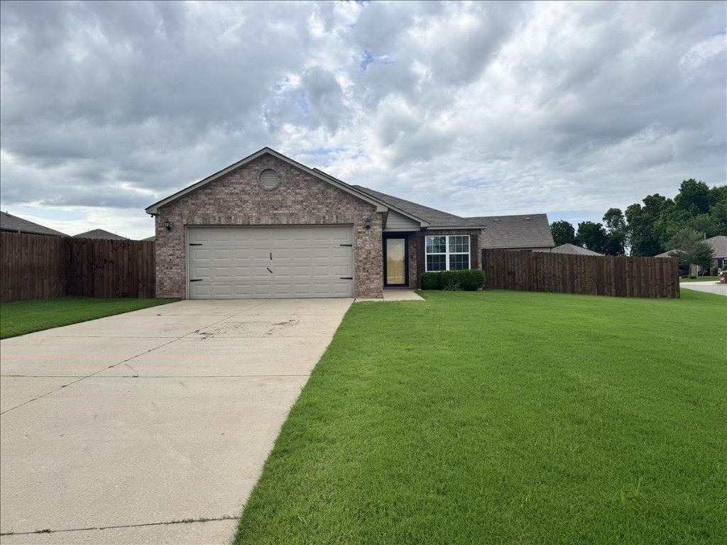 1795 Bliss Circle, Newcastle, OK 73065