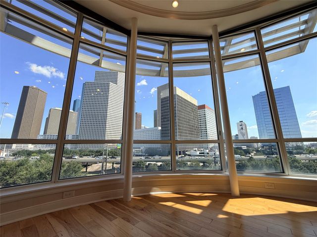 300 St Joseph Parkway 412, Houston, TX 77002