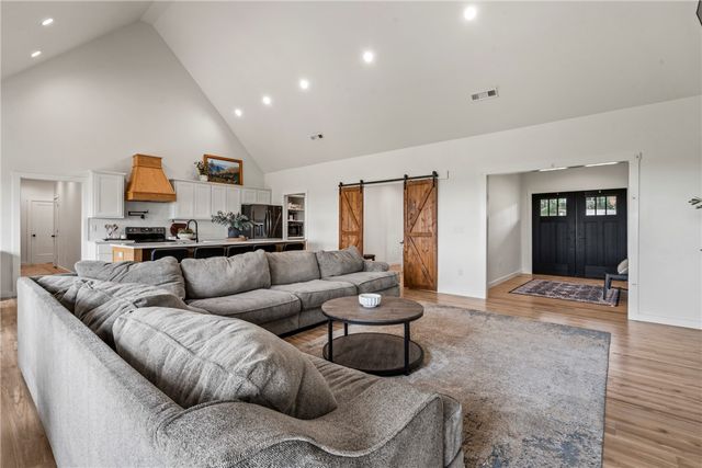 14720 N Wedington Blacktop Road, Lincoln, AR 72744
