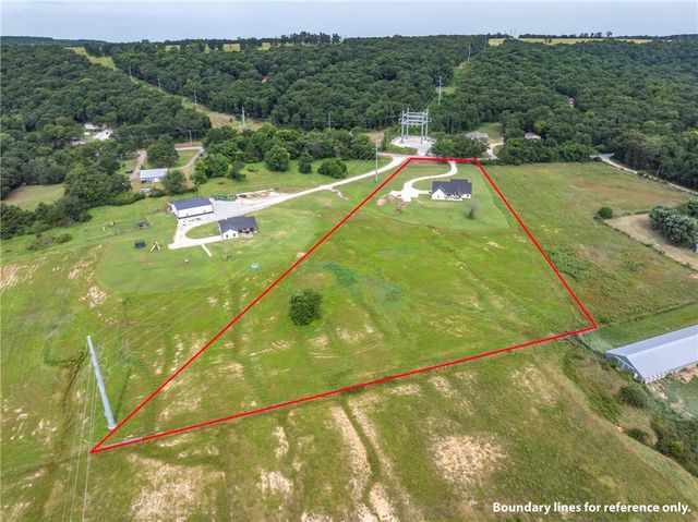14720 N Wedington Blacktop Road, Lincoln, AR 72744