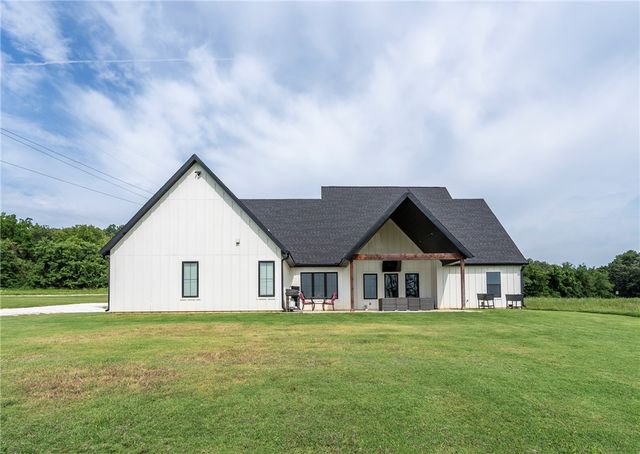 14720 N Wedington Blacktop Road, Lincoln, AR 72744