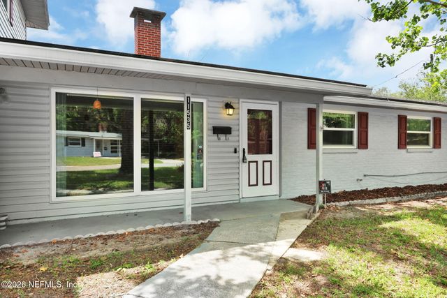 11535 RENNE Drive, Jacksonville, FL 32218