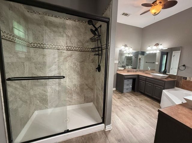 400 N Avenue A, Springtown, TX 76082