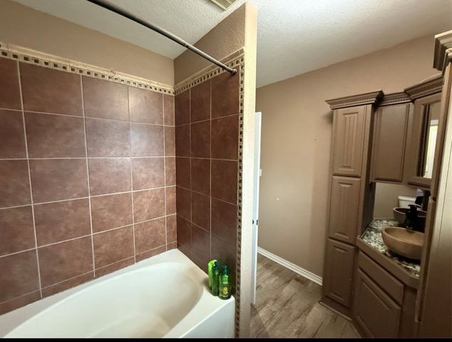 400 N Avenue A, Springtown, TX 76082