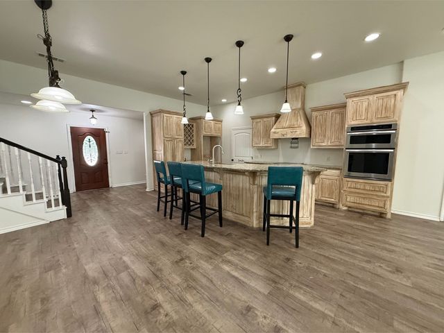 400 N Avenue A, Springtown, TX 76082