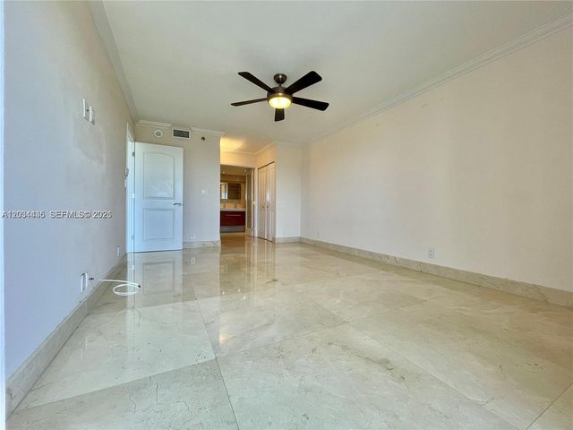 3300 NE 192nd St 1712, Aventura, FL 33180