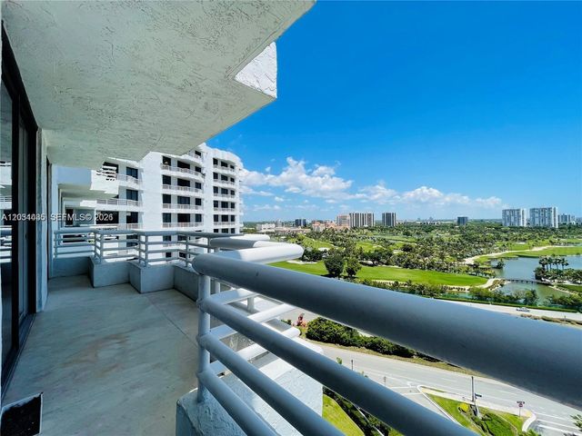3300 NE 192nd St 1712, Aventura, FL 33180