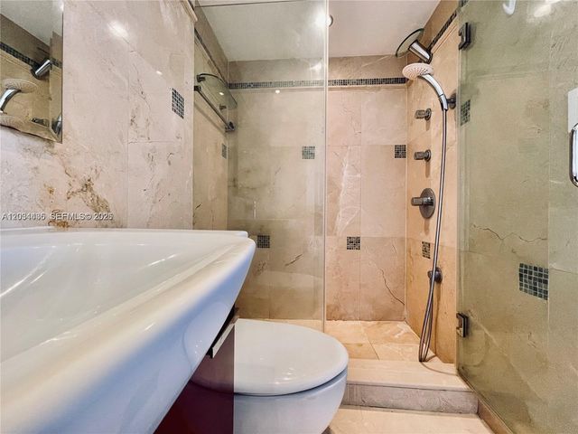 3300 NE 192nd St 1712, Aventura, FL 33180