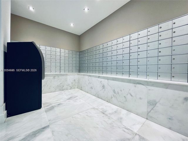 3300 NE 192nd St 1712, Aventura, FL 33180