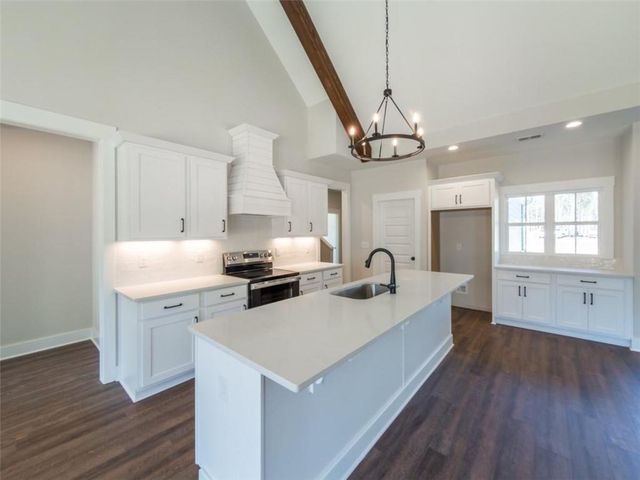 345 Woodfin Way, Social Circle, GA 30025