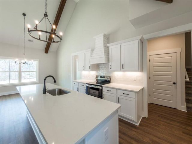 345 Woodfin Way, Social Circle, GA 30025