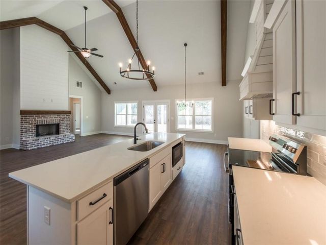 345 Woodfin Way, Social Circle, GA 30025