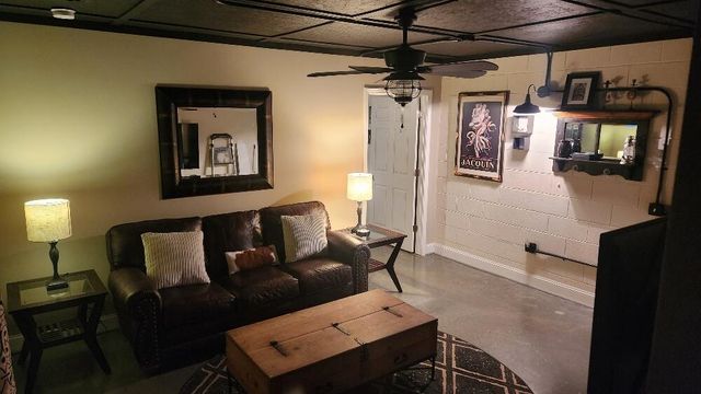 14 Titans Lane, Pikeville, TN 37367