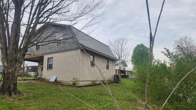 14 Titans Lane, Pikeville, TN 37367