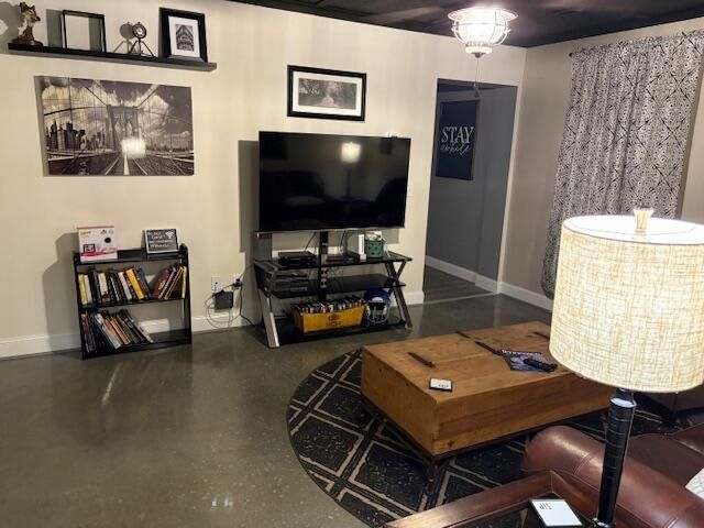 14 Titans Lane, Pikeville, TN 37367