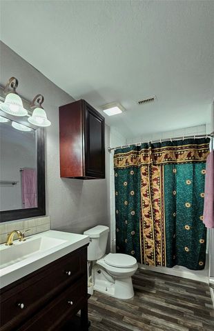 10983 Maywood Street, Willis, TX 77318