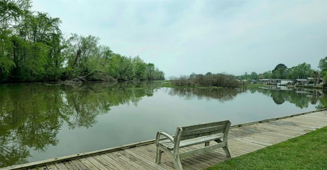 10983 Maywood Street, Willis, TX 77318