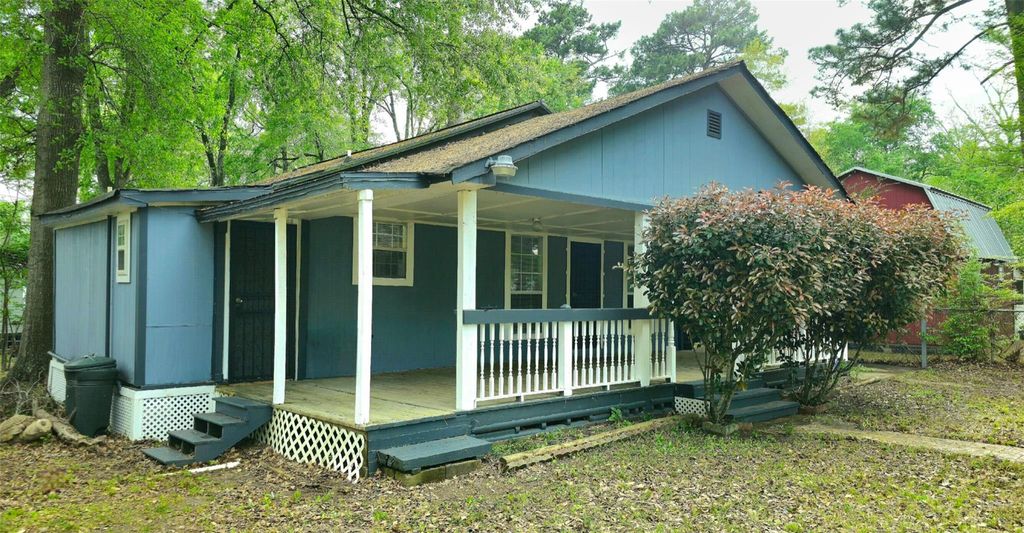 10983 Maywood Street, Willis, TX 77318