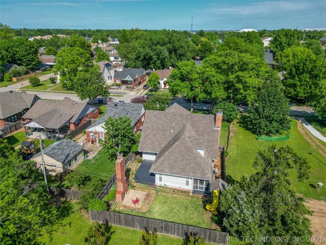 1620 S Florence Place, Tulsa, OK 74104