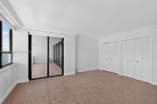 2 Grove Isle Dr B1505, Miami, FL 33133