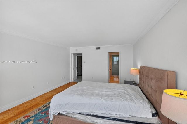 2 Grove Isle Dr B1505, Miami, FL 33133