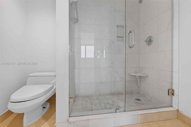 2 Grove Isle Dr B1505, Miami, FL 33133