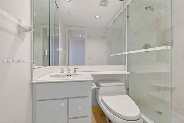 2 Grove Isle Dr B1505, Miami, FL 33133