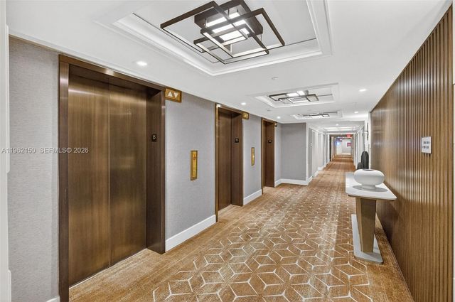 2 Grove Isle Dr B1505, Miami, FL 33133