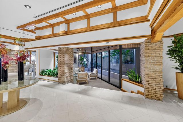 2 Grove Isle Dr B1505, Miami, FL 33133