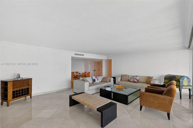 2 Grove Isle Dr B1505, Miami, FL 33133